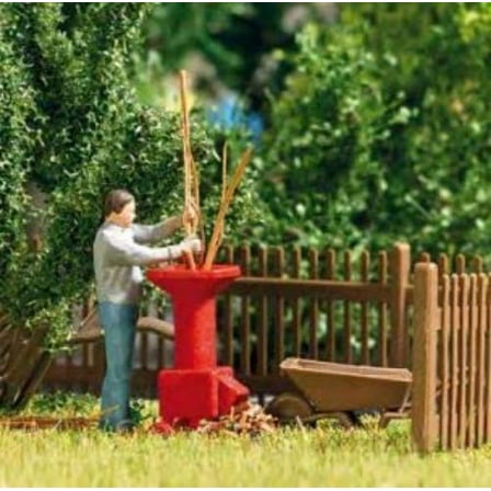 Busch 7970 Using the Garden Shredder Action Set