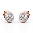 thumbnail image 1 of JeenMata Pendientes con Solitario de Moissanita Ovalada de 1 Quilate Engastado en Bisel y Baño de Oro Rosa de 18 K sobre Plata, 1 of 4