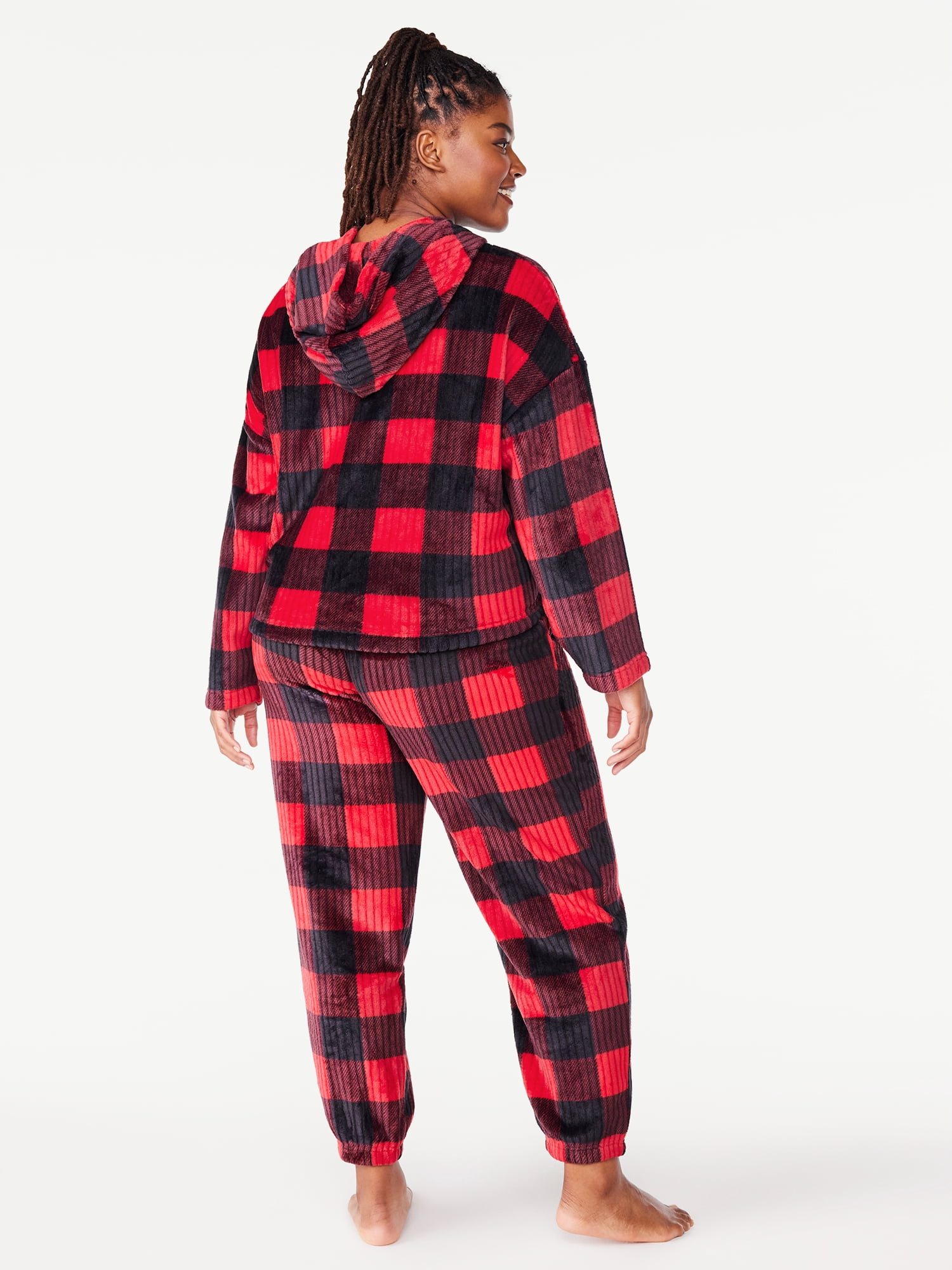 Joyspun Women’s Plush Pajama Set, Sizes XS to 3X