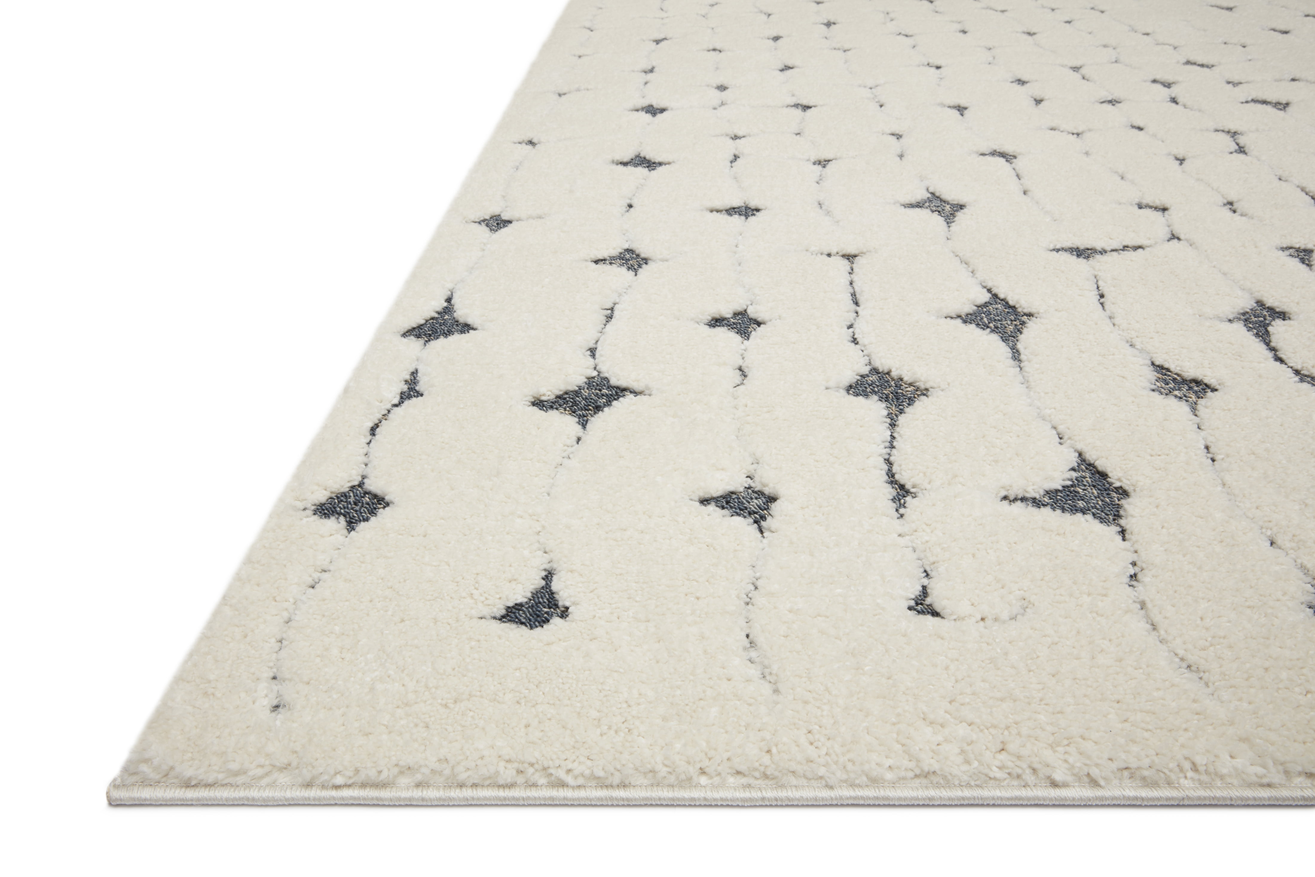 Loloi Hagen HAG-04 White / Navy Geometric Area Rug 5'-3" x 7'-8"