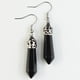 thumbnail image 1 of Nvzi Pendientes y aretes para hombre, pendientes de acero inoxidable con colgante hexagonal de una sola punta de cristal de piedra natural (negro), 1 of 5