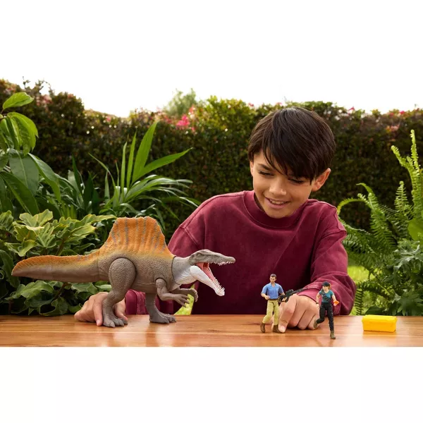 Jurassic World Rebirth Storypack with Exclusive Spinosaurus, 2 Human Figures & Accessories
