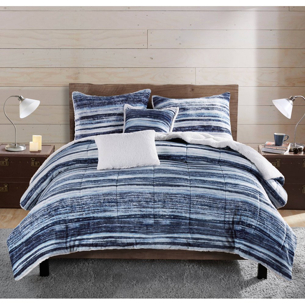 VCNY Home Bransen Reversible Stripe Plush Comforter Set, Full/Queen