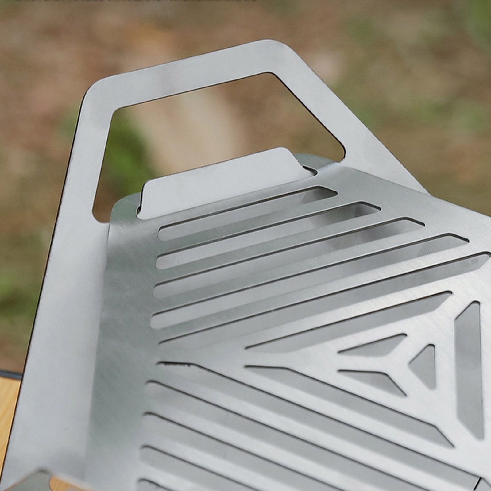 Portable BBQ Grills Stove Outdoor Small Camping Picnics Grills Detachable Charcoal Firewood Stove for Picnics Hiking