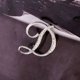 thumbnail image 4 of Broche de plata con 26 letras en inglés para mujer, estilo europeo y estadounidense, con diamantes, 4 of 6