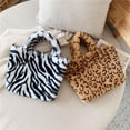 thumbnail image 2 of de impresión de de moda, de mensajería de hombro suave de peluche de mujer, Tote de impresión de cebra embrague raya de cebra BLESIY Bolso de hombro para mujer, 2 of 7