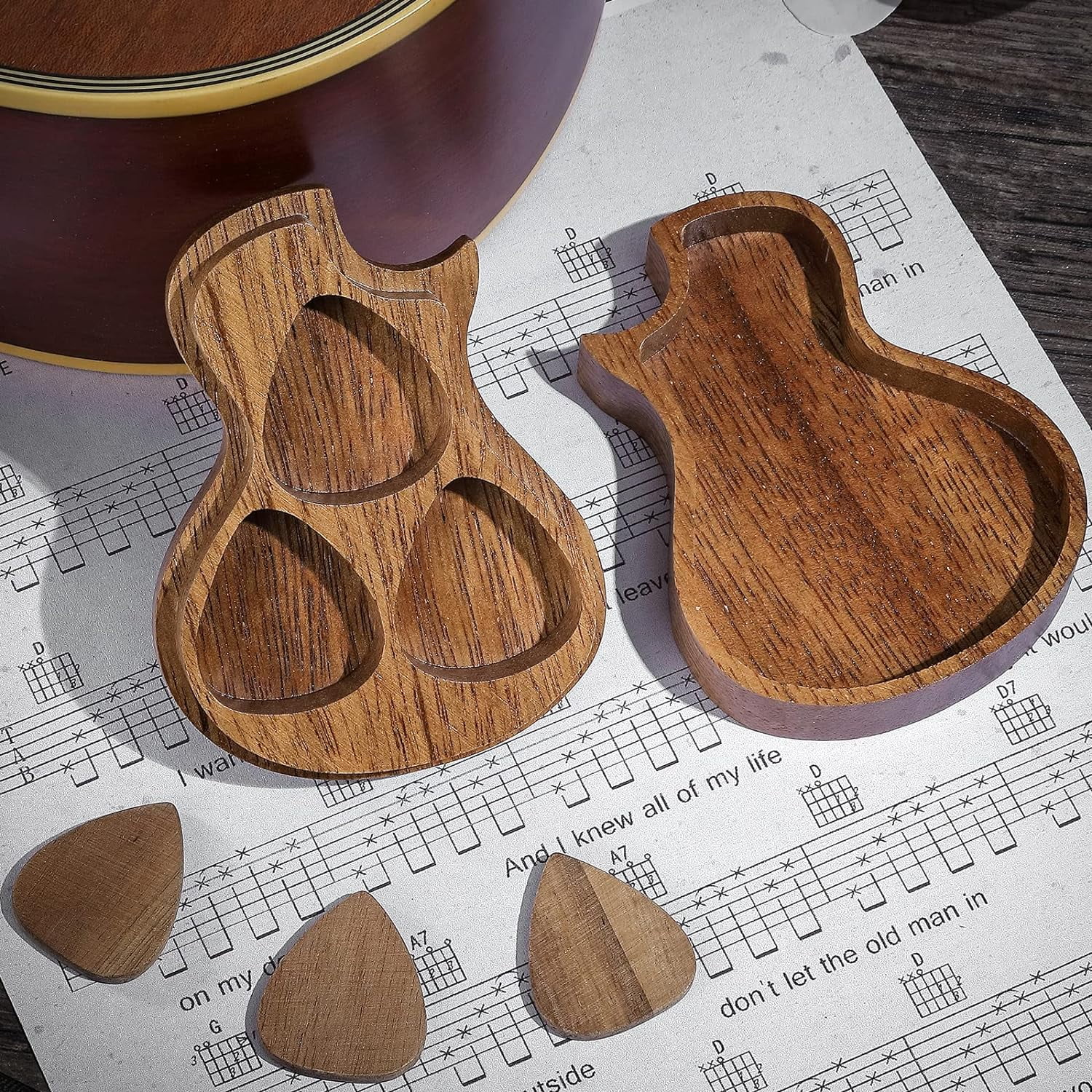 ABPETE Guitar Pick Holder Case with 3 Premium Wooden Picks for Guitar Players, Collectors, and Special Occasions