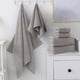 thumbnail image 5 of Juego de 4 Toallas de Baño de Algodón | 2 Toallas y 2 Toallas de Baño | Súper Absorbentes, de Secado Rápido y Suaves | Azul, Gris, Blanco, Marrón, 5 of 6