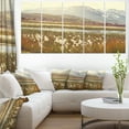 thumbnail image 1 of Arctic Cotton Flowers Meadow - Grande Toile Murale de Fleurs, 1 of 3