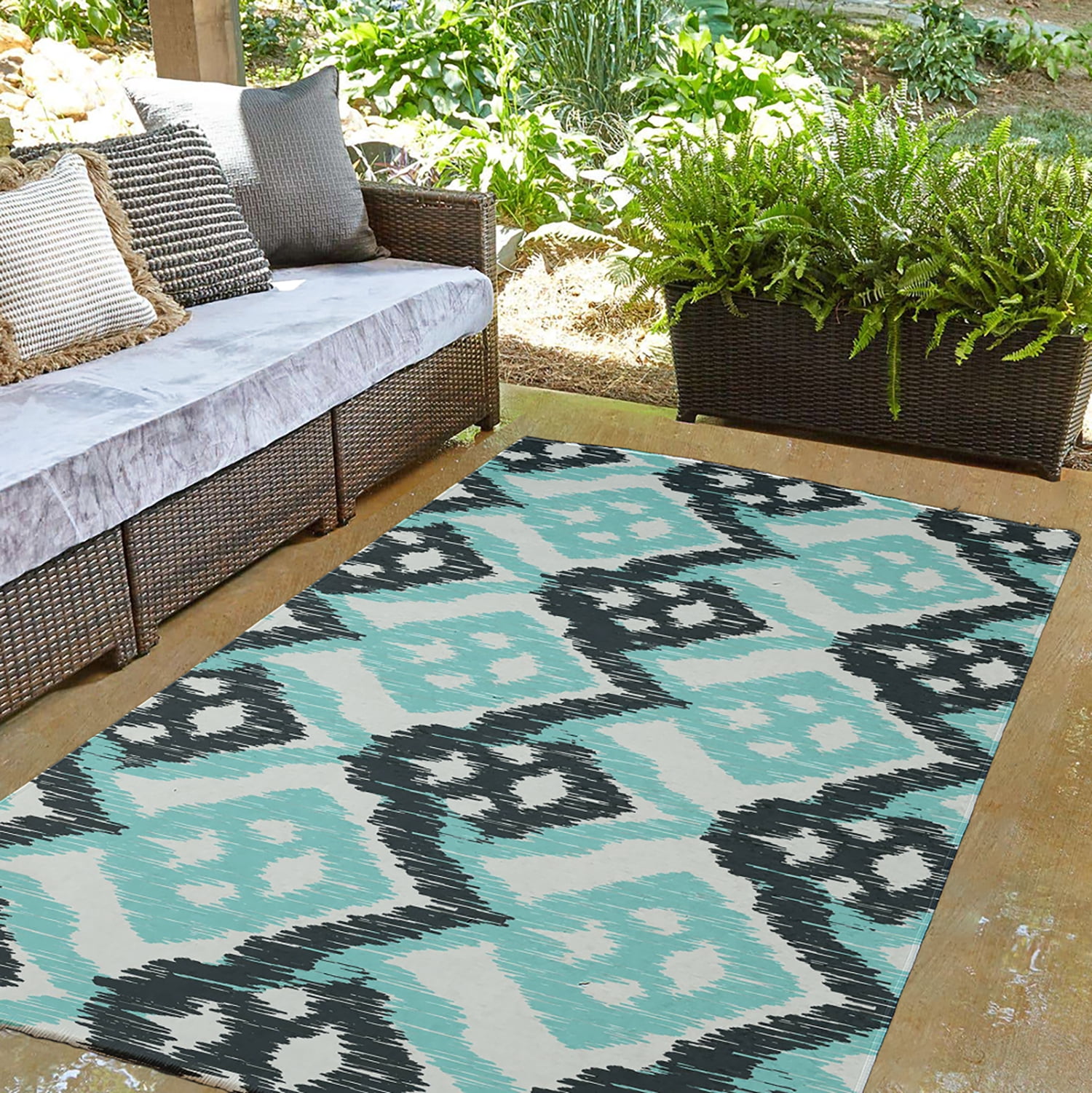 Simply Daisy 3' x 5' Pepper Hipster Spring Chenille Indoor/Outdoor Rug