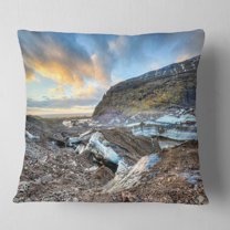 Designart Vatnajokull Glacier Trail Iceland - Seashore Throw Pillow - 16x16