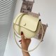 thumbnail image 2 of Sywqhk Bolso De Hombro Pequeño Con Solapa Para Mujer De Cuero Pu De Color Sólido (Amarillo) Sywqhk Para estrenar, 2 of 9