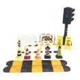 thumbnail image 3 of Lámparas de semáforo de juguete,Lámpara de semáforo con juguetes de señales de tráfico,Mini conos de tráfico y barricadas,juguetes para niños,Juguetes con luces de señal de, 3 of 7
