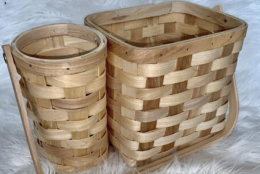 Picnic Basket with Bottle Holder