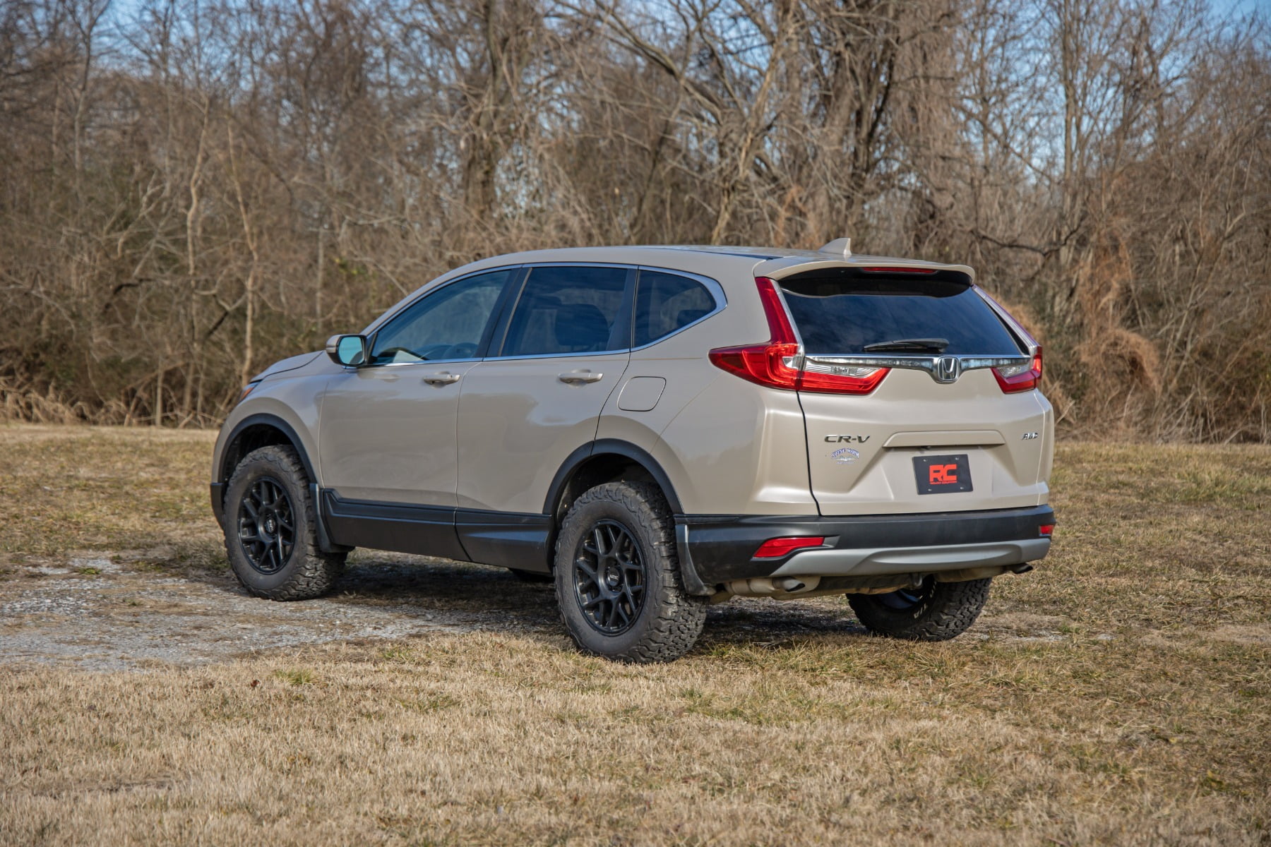 Rough Country 2" Lift Kit w/N3 Struts for 2017-2020 Honda CR-V - 98331