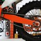 thumbnail image 5 of protectores de brazo oscilante trasero para motocicleta, cubierta de brazo oscilante para 125 200, color naranja, 5 of 5