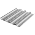 thumbnail image 3 of Juego de 2 Bandejas Perforadas Antiadherentes para Baguette 15" x 13", Molde para 4 Panes Franceses (Plateado), 3 of 7