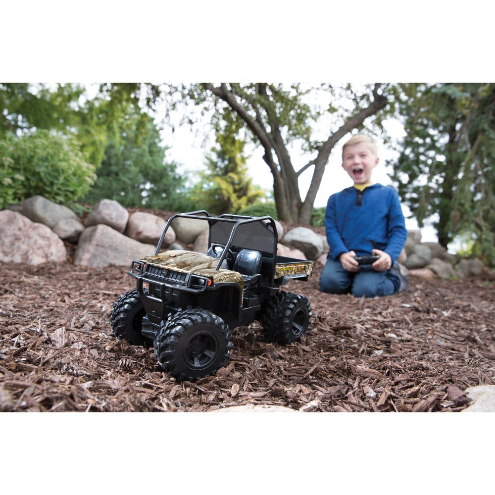 John Deere Radio Control Toy Tractor Realtree Camo Monster Treads Gator John Deere Radio Control Toy Tractor Realtree Camo Monster Treads Gator