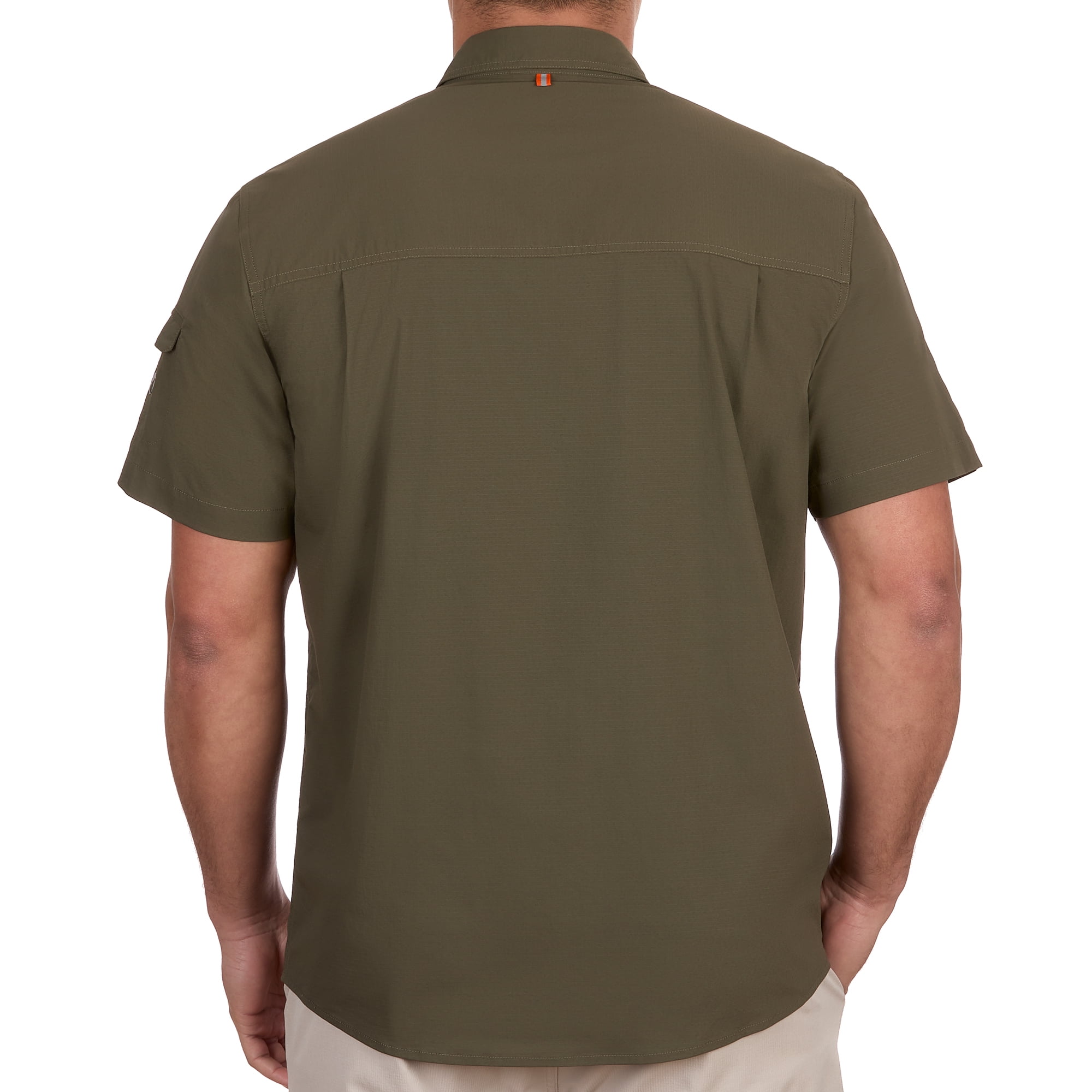 The American Outdoorsman Blackfoot River Fishing Shirt, Short Sleeve - Quick Dry, UPF 30 UV Protection, Modern Fit, Breathable Eyelets and Waterproof Chest Zip Multiple Pocket (Jungle Green, Medium)