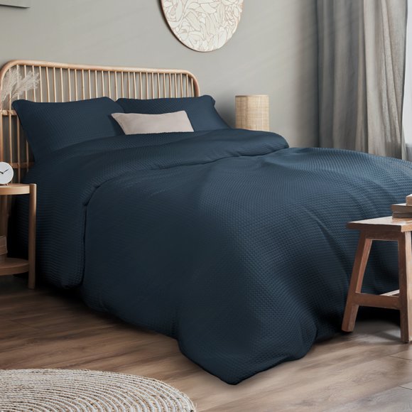 Dreamlab Funda de Edredón Tela Waffle. Funda para Duvet con Textura Suave y Transpirable, para Cualquier Temporada. Hipoalergénica. 3 Piezas, Tamaño Queen, Azul Noche