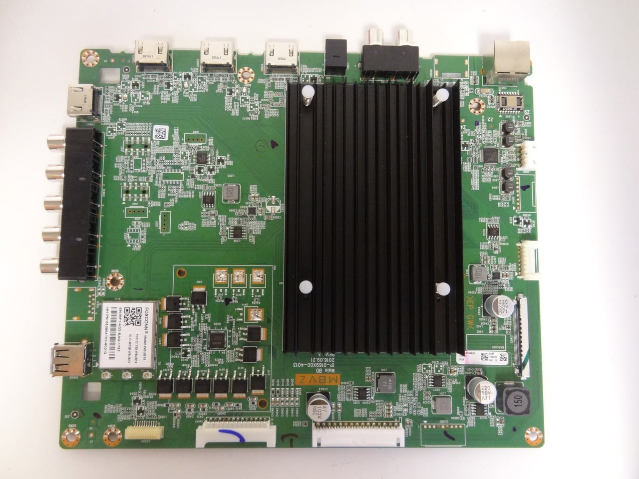 Vizio E70E3 Main Board (0165CAQ04E00) Y8387626S