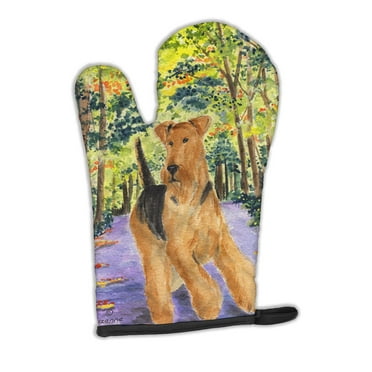 Carolines Treasures SS8208OVMT Airedale Oven Mitt Large multicolor