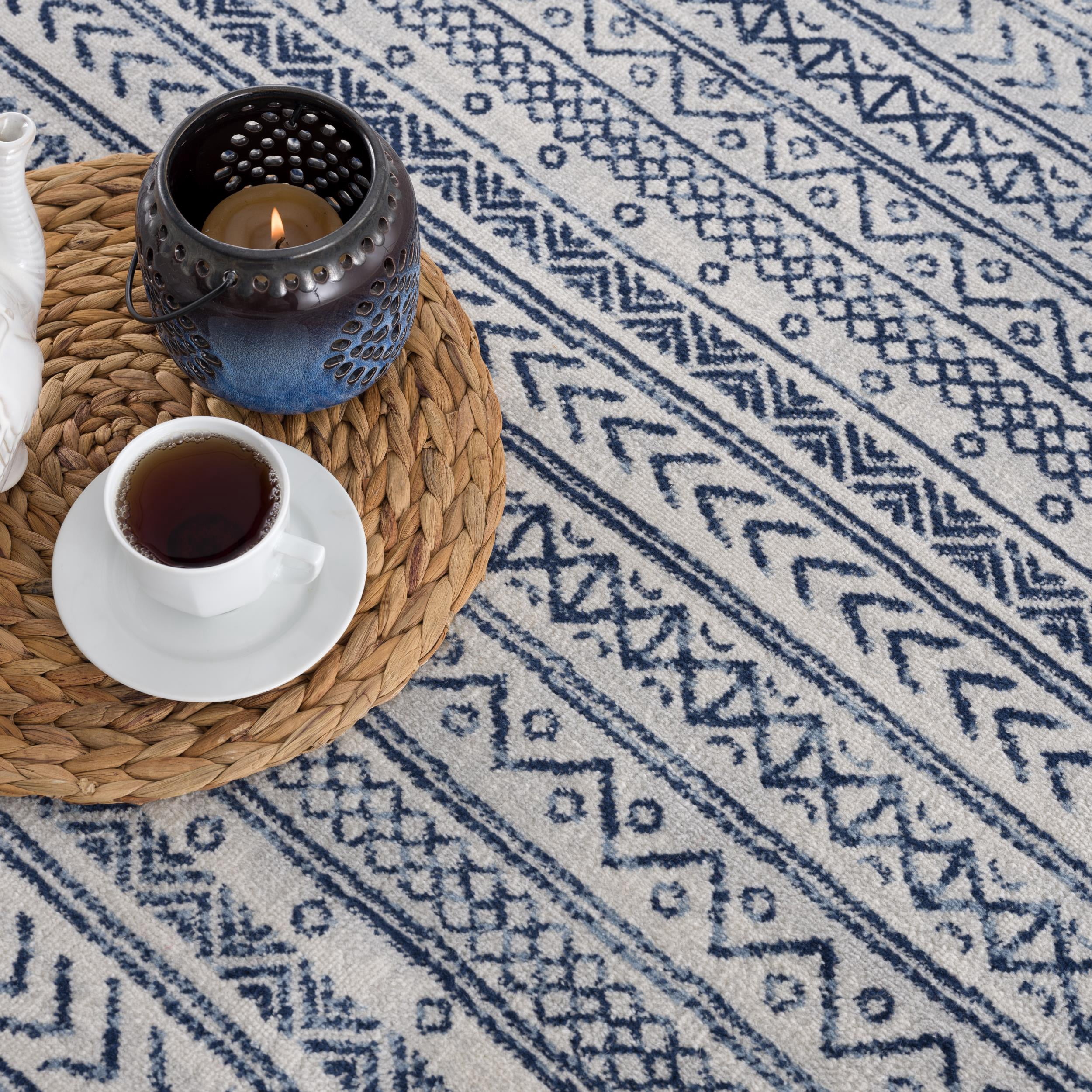 Rug Branch Havana Collection Traditional Distressed Area Rug.