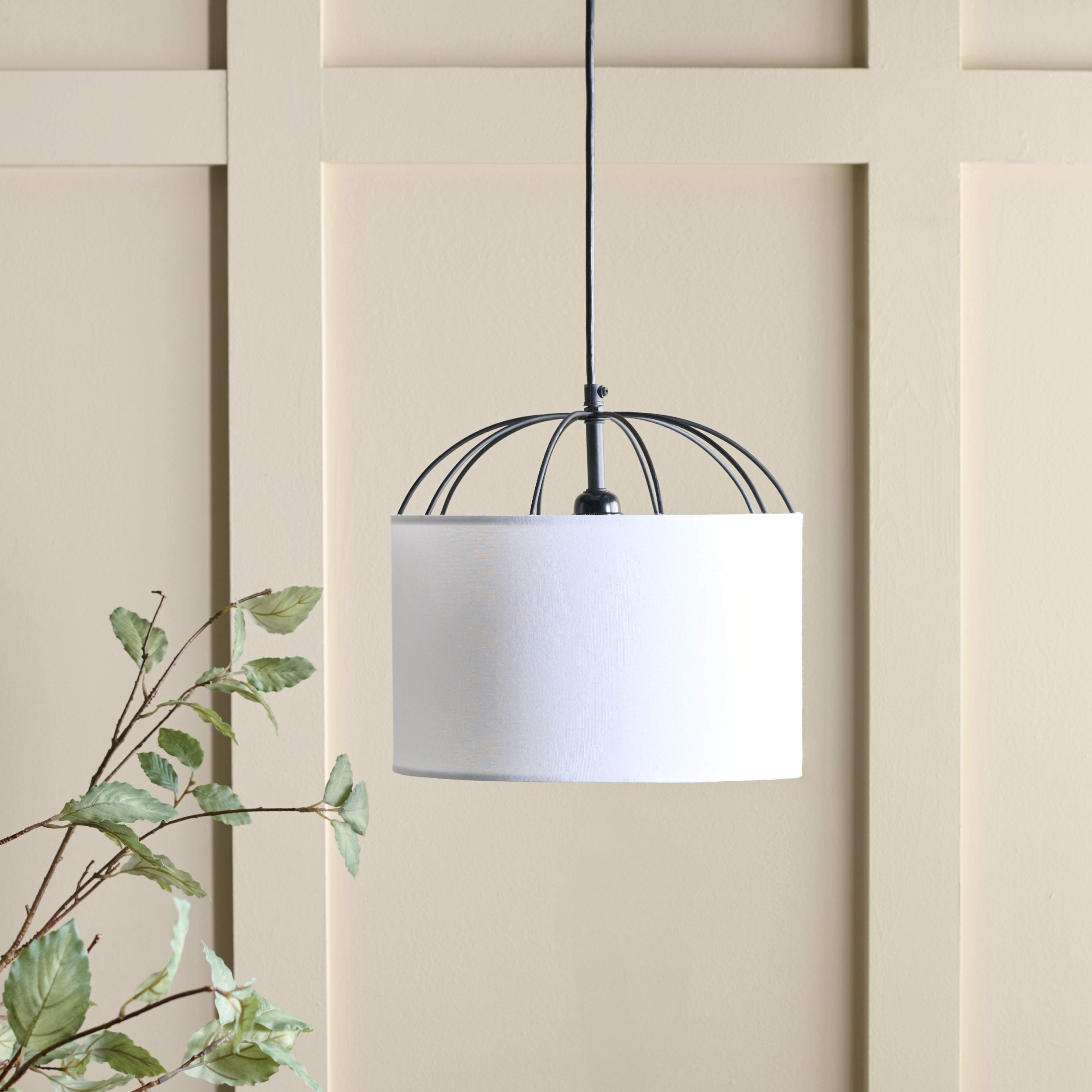Safavieh Noomi 12" Modern Fabric and Metal Pendant Lights, White