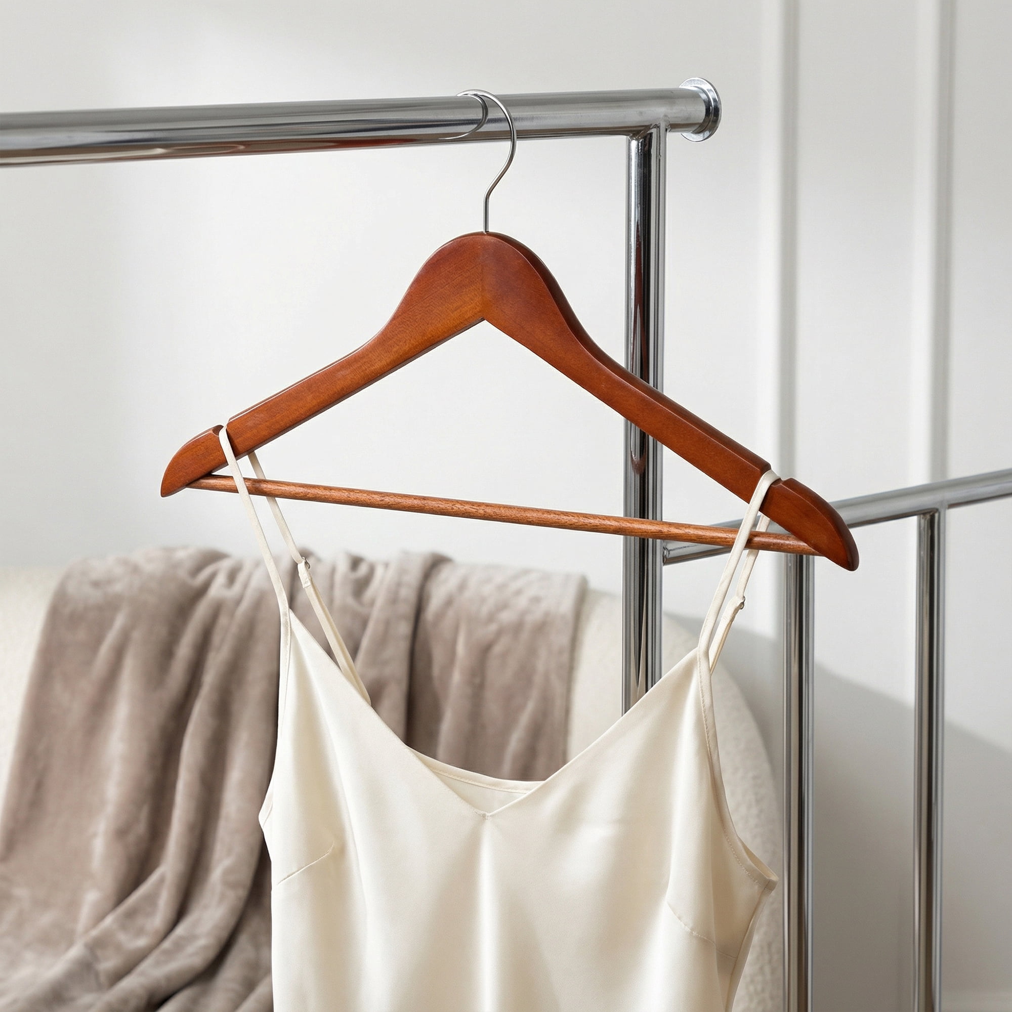 Unique Bargains 2Pcs Wood Durable Space Saving Home Clothes Hangers Retro