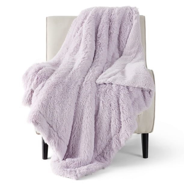 Manta Bedsure Fuzzy Sherpa de piel sintética, color lavanda, color morado, doble