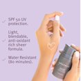 thumbnail image 3 of Protector solar Epionce Daily Shield tintado SPF 50 resistente al agua, 3 of 9