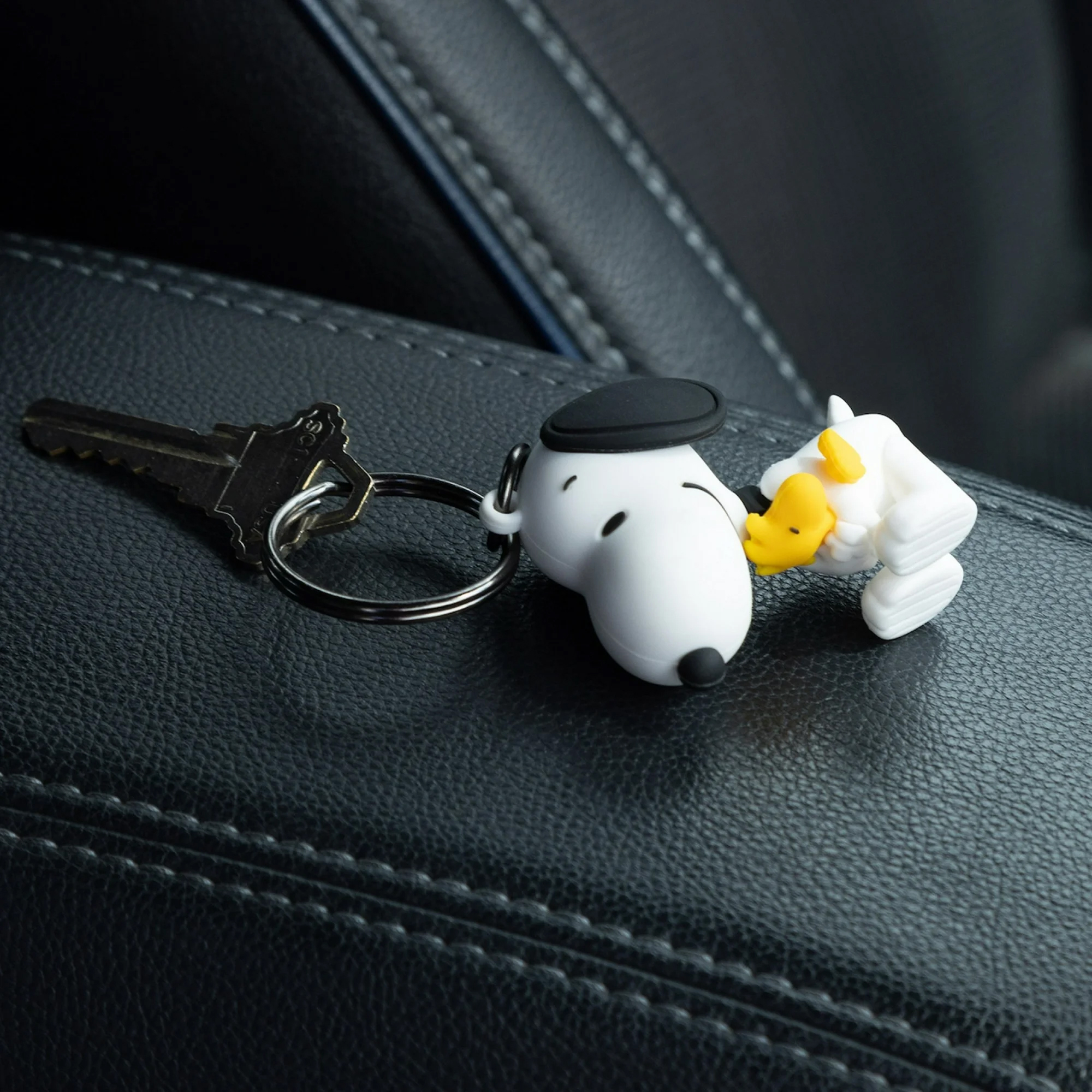 Yupbizauto Peanuts Snoopy & Woodstock 3D Keychain with Little Tree Air Freshener – Officially Licensed Car Key Ring Bundle Gift Set for Bags, Keys & Backpacks