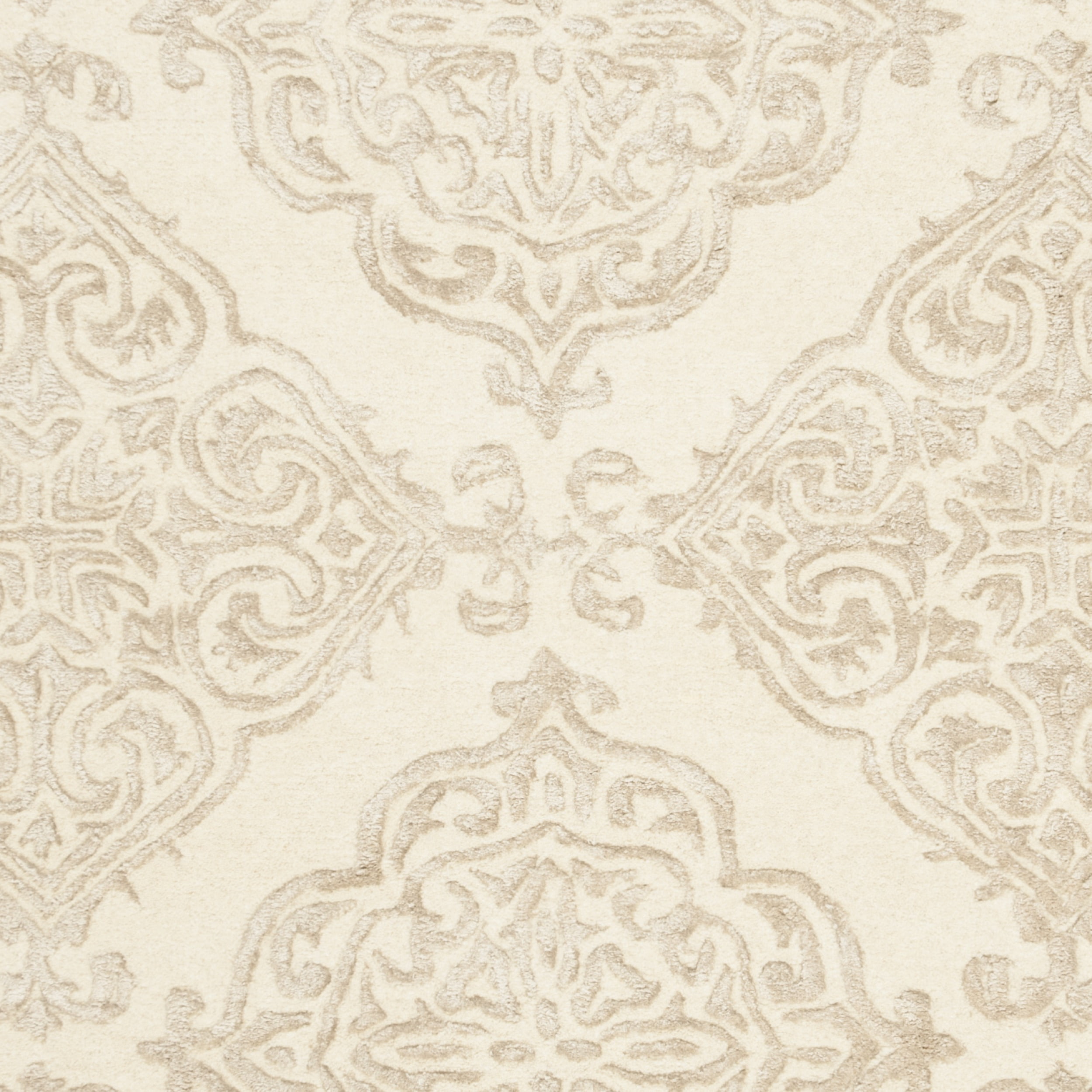 SAFAVIEH Glamour Georgene Damask Area Rug, Ivory/Beige, 4' x 6'