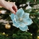 thumbnail image 3 of Decoraciones de Navidad para el Hogar Flor de Navidad de Terciopelo Rosa de 24 cm Magnolia Decoración de Navidad de Tela de Gama Alta Flor Artificial Decoraciones de Navidad Blancas, 3 of 6