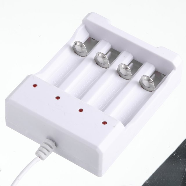 Battery Charger USB 4 Slots AAA charger; Charging AA Rechargeable Battery Charging Station with Short Circuit Protection