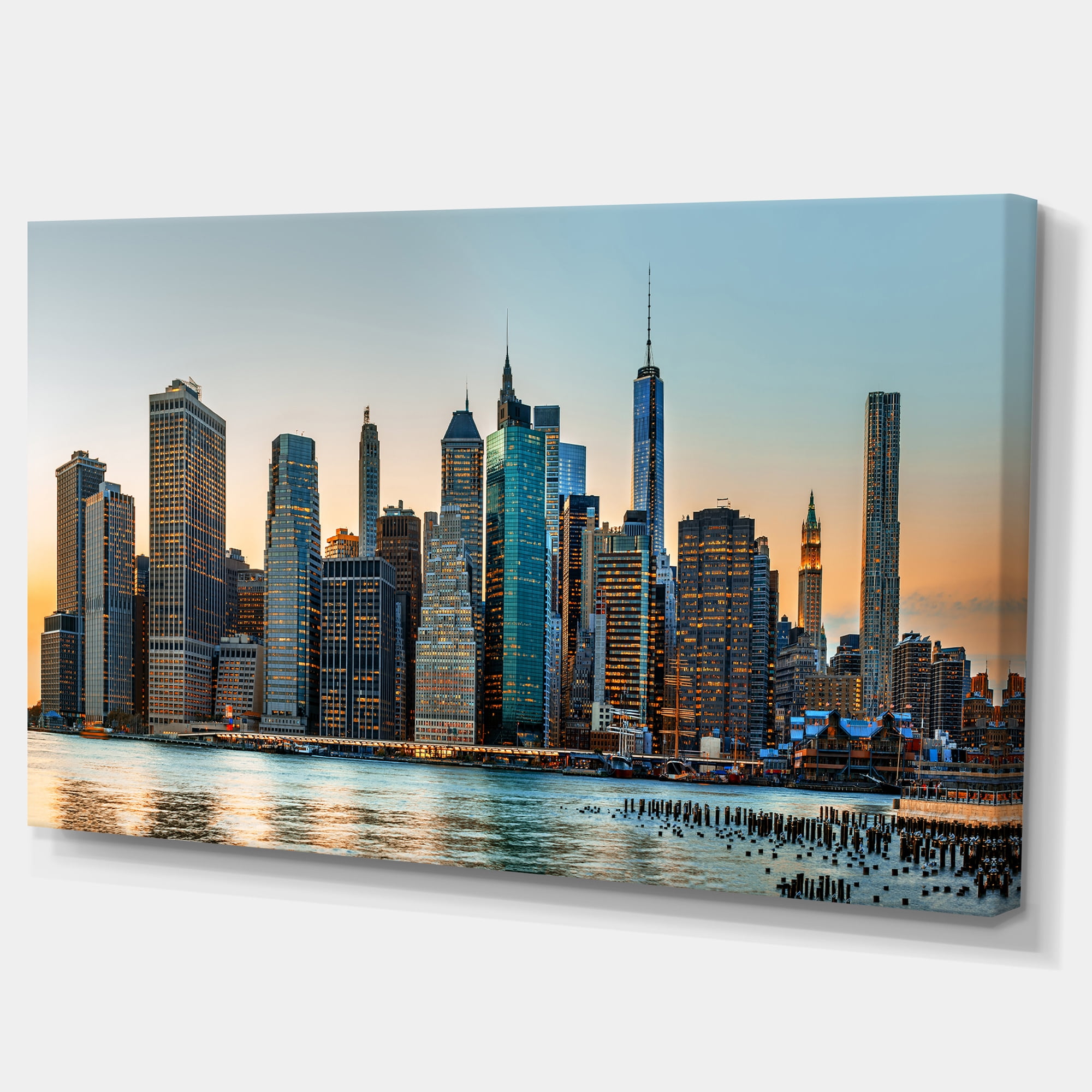 Designart 'New York City Skyline ' Photography Canvas Art Print
