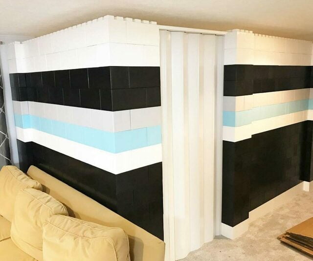 EverBlock 5’ x 4’ x 7’ Lactation Room Kit L-Shaped Wall with Accordion Door | 3’ x 7’ Doorway | Modular Building Blocks | Room Divider & Partition | Easy to Connect & Reuse | Indoor & Outdoor Use