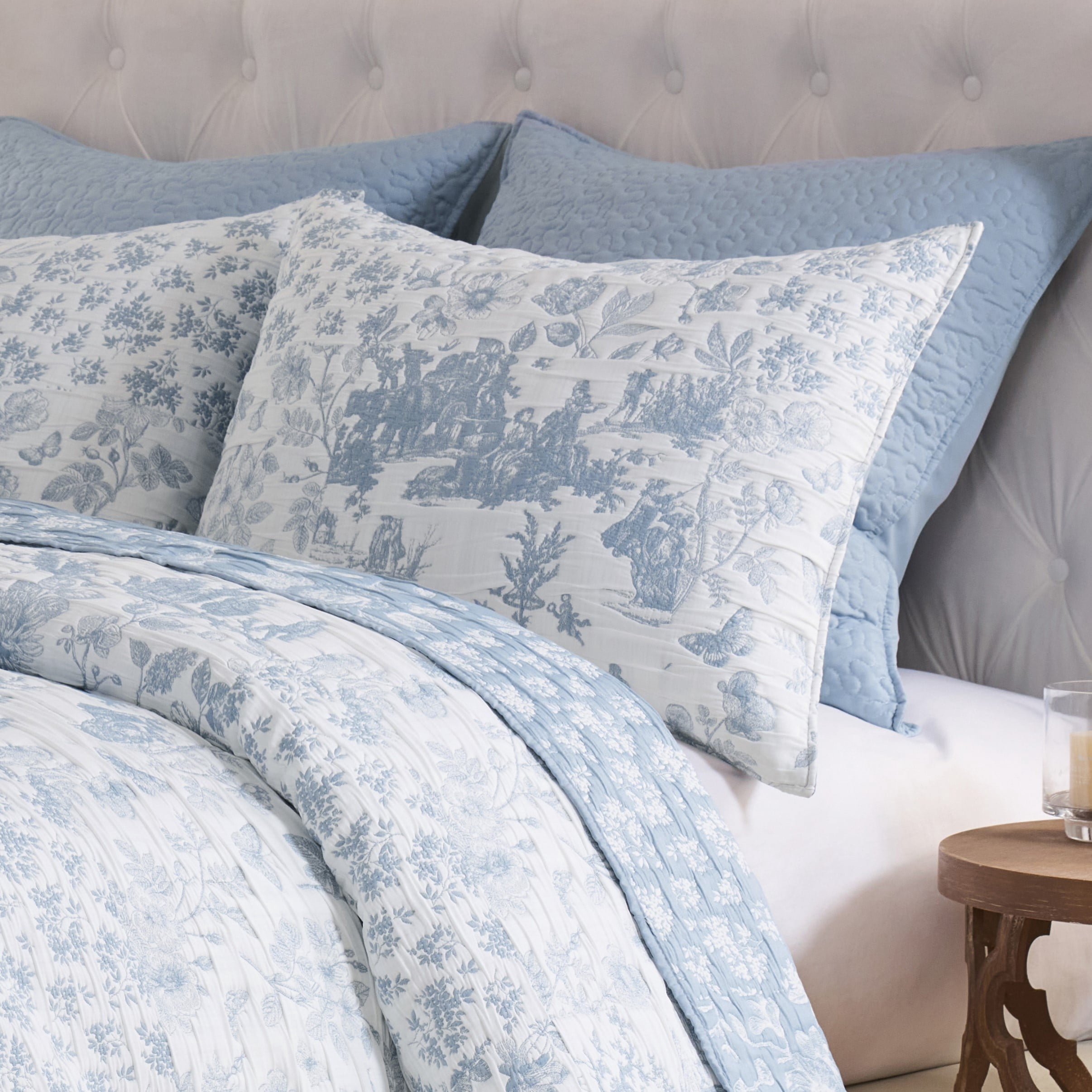 Greenland Home Fashions Patchwork Toile Blue Jacquard Woven Pillow Sham, Adult, King
