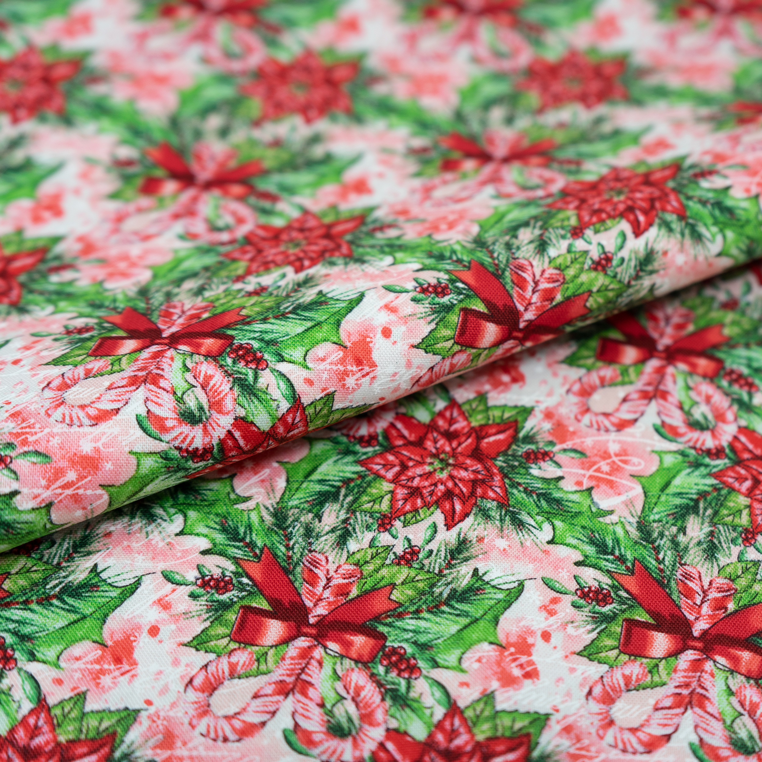 SINGER Christmas Collection 44" 100% Cotton Poinsettia Sewing & Craft Fabric 8 yd By the Bolt, Pink, Green and Red