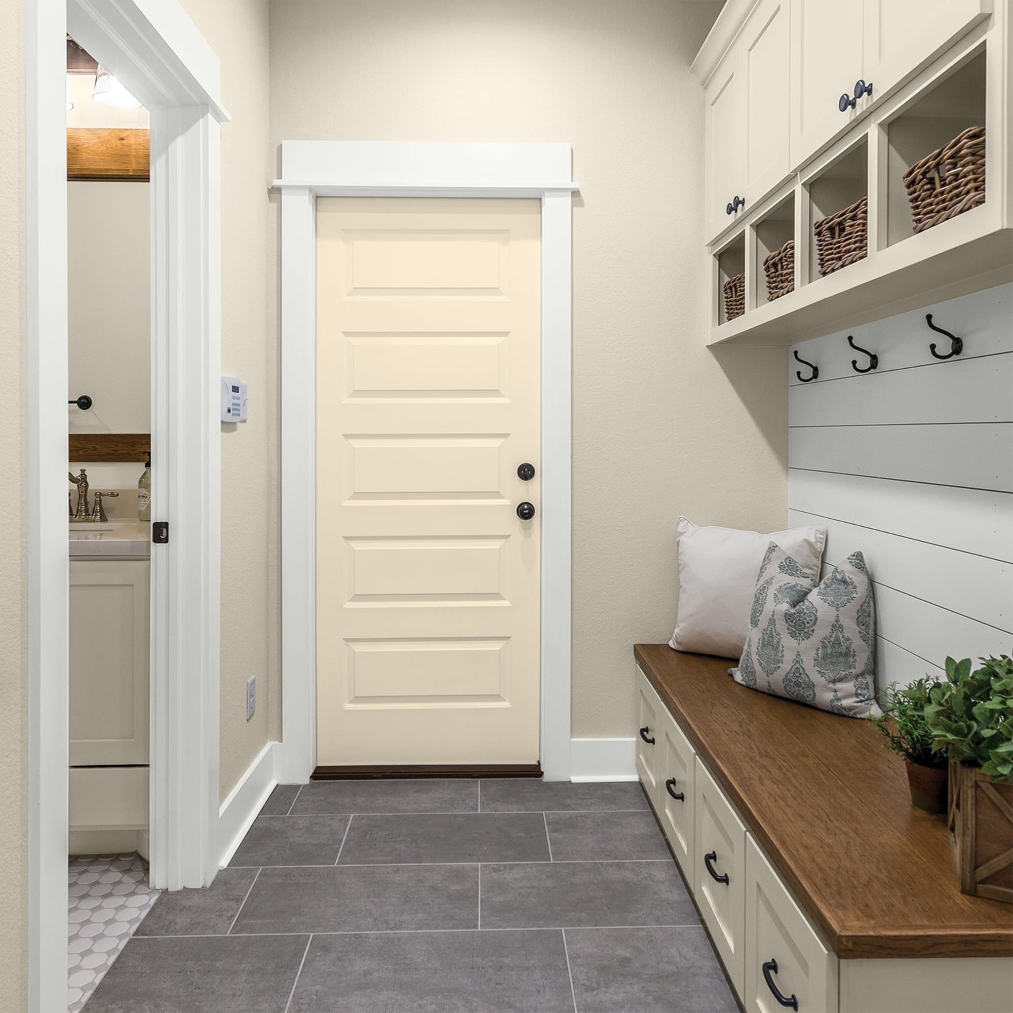 Glidden One Coat Magnolia Blossom / Yellow Semi-Gloss Interior Paint with Primer, 1 Quart