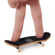 شارع Tech Deck يضرب Sk8mafia Fingerboard و Pyramid Ledge