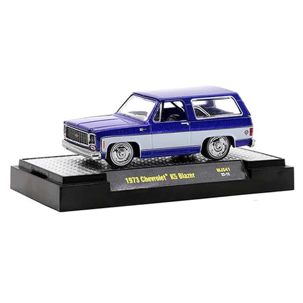 M2 1973 Chevy K5 Blazer Púrpura Metálico y Blanco Edición Limitada a 6600 Piezas en Todo el Mundo 1/64 Máquinas de Coche Modelo Diecast 31500-MJS41
