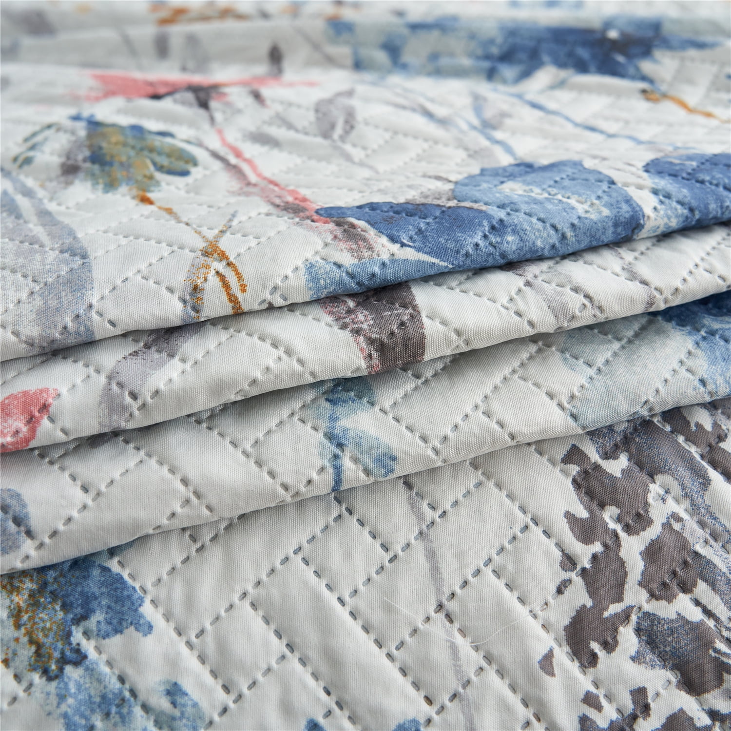 JML 3-Piece Quilt Set with 2 Shams, Soft Microfiber Bedspread Coverlet Set, King, Blue Floral