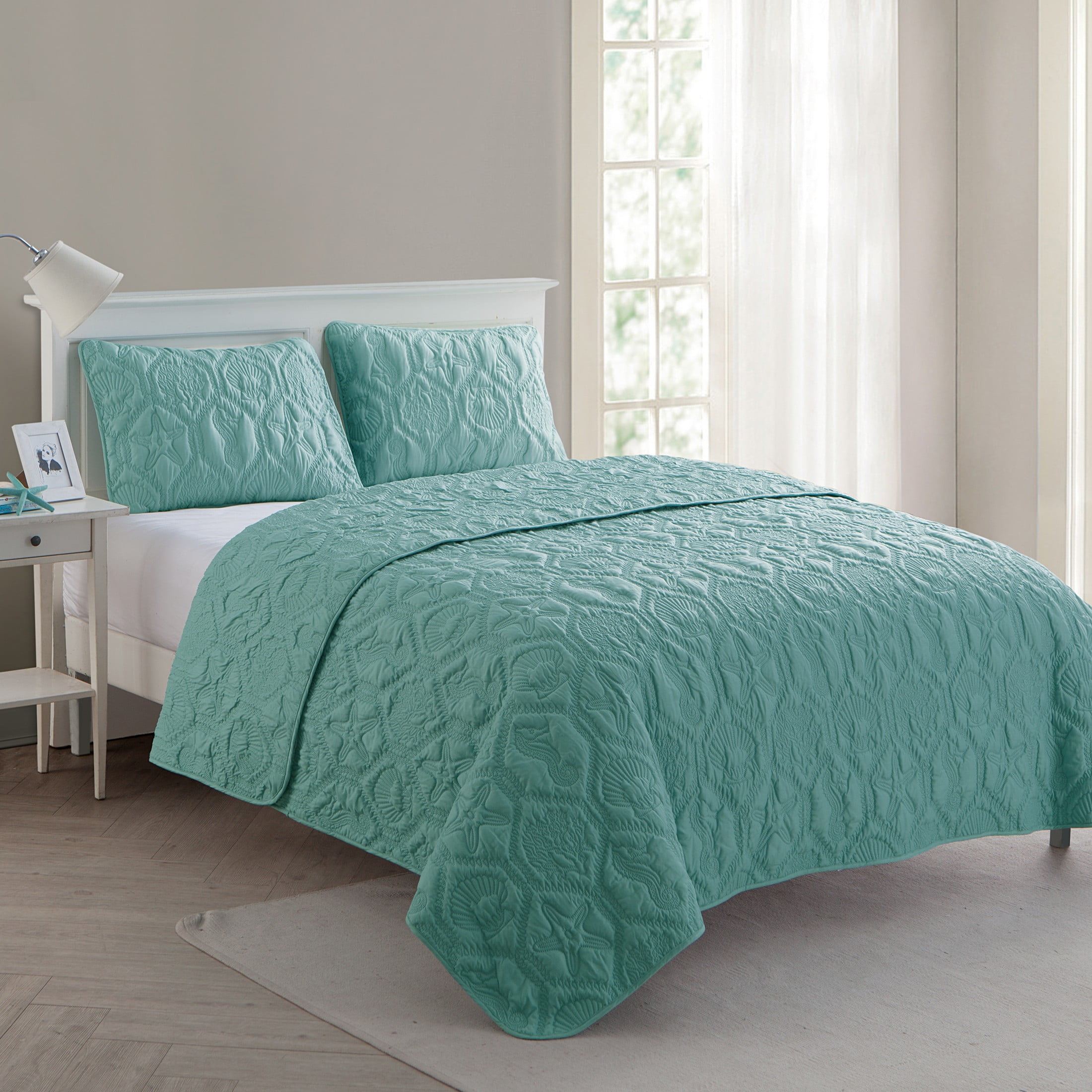 VCNY Home Shore Coastal 3-Piece Blue Textured Sealife Quilt Set, King, Adult, Unisex