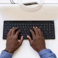 thumbnail image 2 of JLAB Clavier sans Fil Jbuds - Noir, 2 of 5