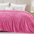 thumbnail image 1 of Bedelite Manta De Forro Polar Tamaño King – Jacquard Acanalado 3D Suave Y Cálido Mantas Decorativas Difusas – Acogedoras Mantas Ligeras De Felpa Esponjosa Para Sofá Cama (Rosa Fuerte 108 X 90 Pulgadas, 1 of 5