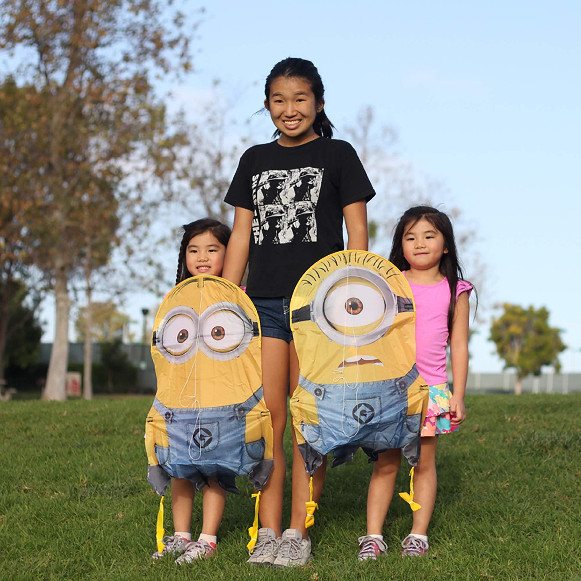 WindNSun Skypals Licensed Despicable Me Minions Carl Kite 28 Tall