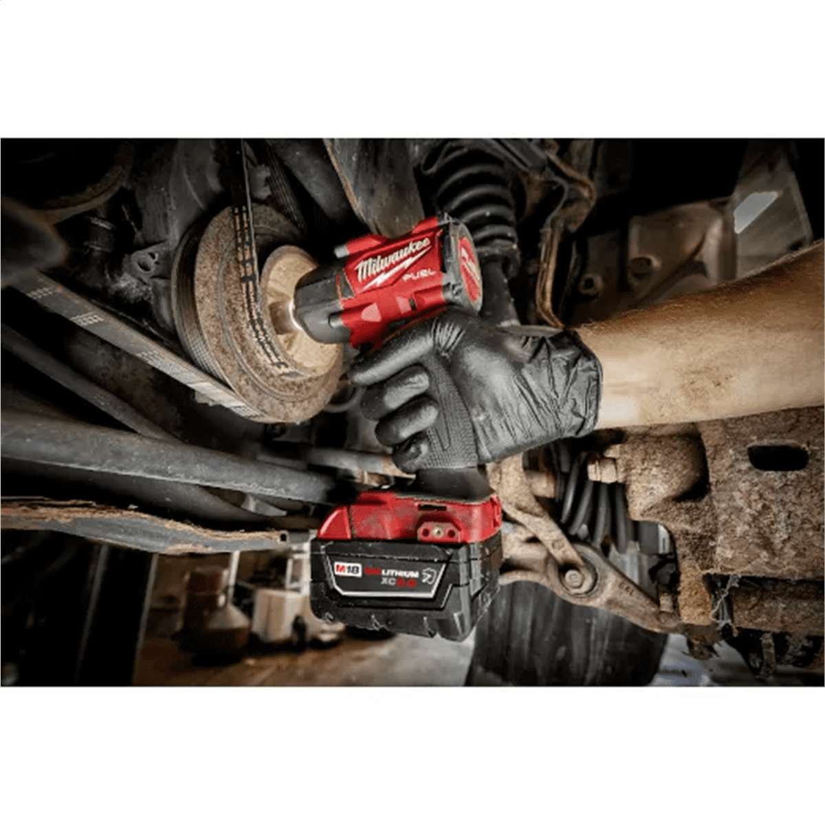 Milwaukee 2960-22R 18V Brushless 3/8" Mid-Torque Impact Wrench w/ Friction Ring