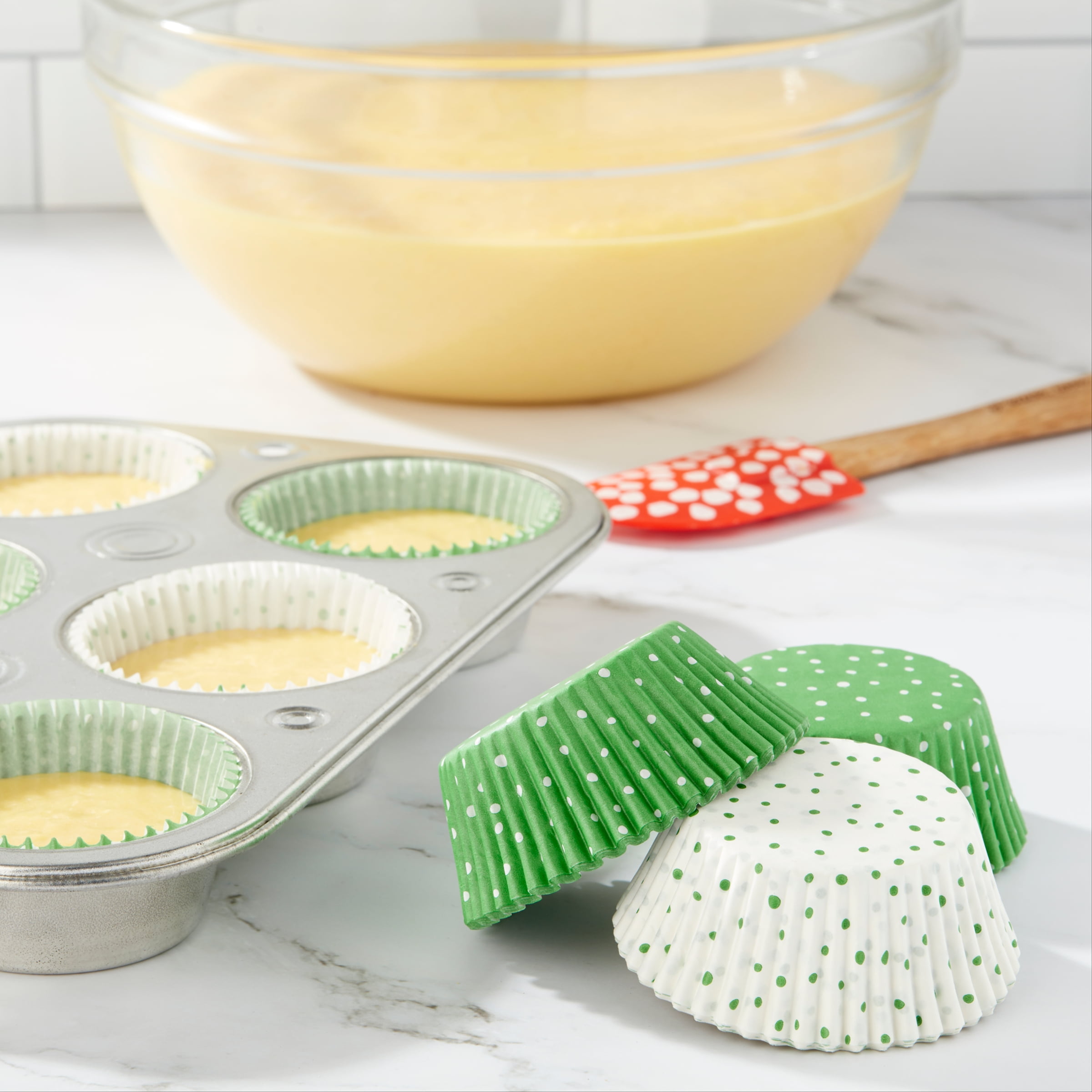 Great Value Cupcake Liners, Green & White, 75 Count