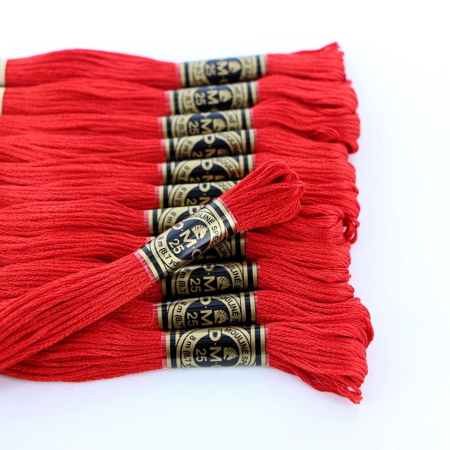 DMC Coton à broder 6 brins 8m rouge